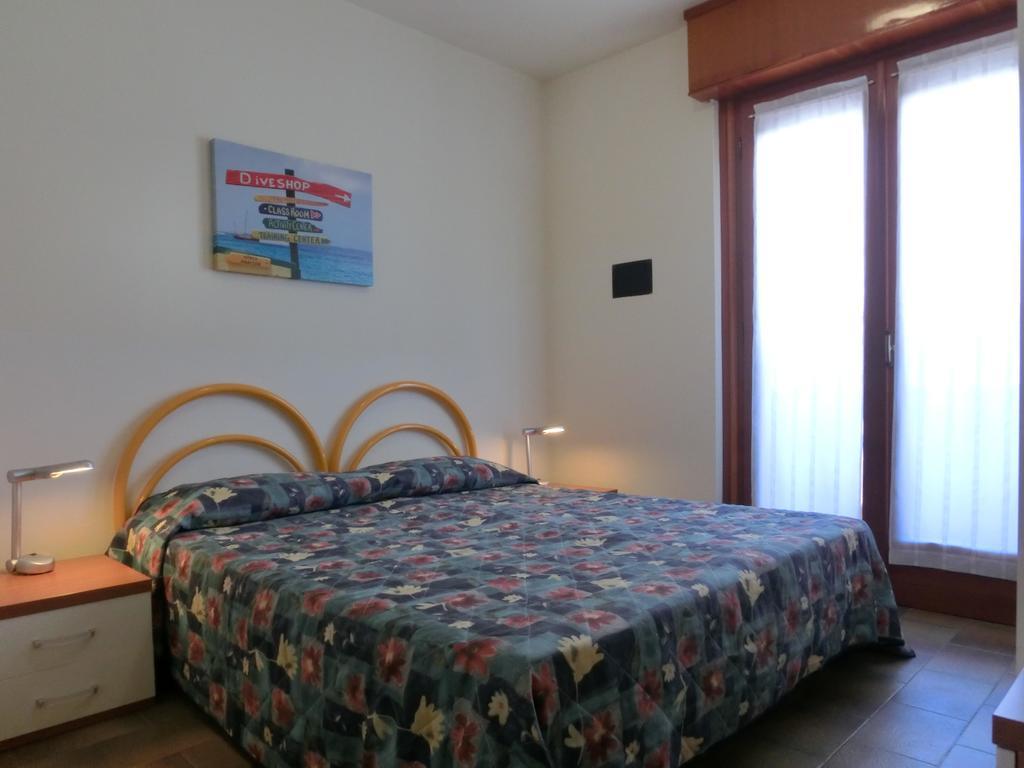 Salisburgo Apartment Lignano Sabbiadoro Cameră foto